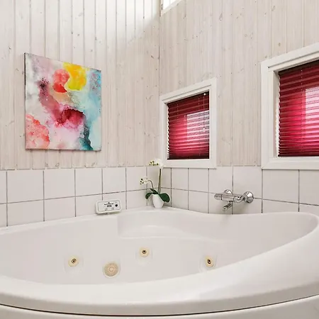 Luxury Haven Near Havneby-by Traum בית נופש סבנדבורג